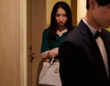 [生ハメ×美女]【水戸かな】細身な体型維持する四十路美女が風俗の男と敏感になった浮気性交