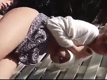 [生ハメ×美女]〖人妻×野外〗ゴミ捨て場での刺激的な情熱の交錯！ノーブラの巨乳妻が胸チラしながら大胆にイキまくるSEX！